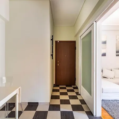 Cozy In Koukaki Athens
